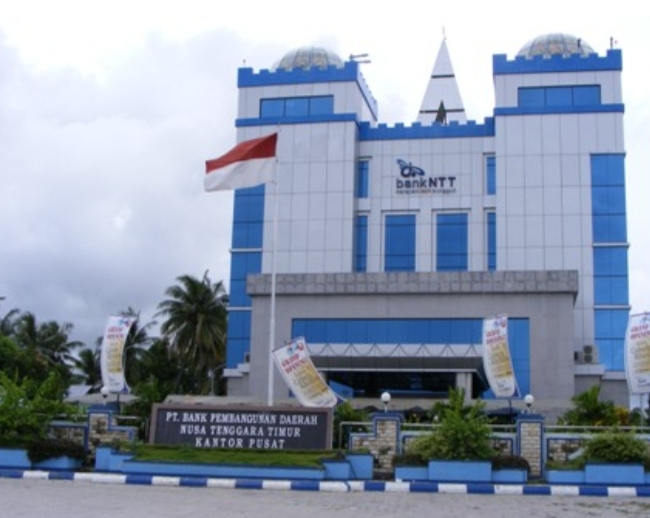Dirut Bank NTT Alex Riwu Kaho Diberhentikan, Yohanis Landu Praing didapuk jadi Plt Dirut Bank NTT